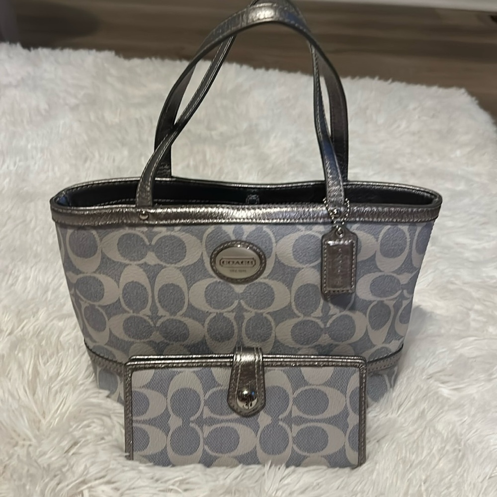 🌟 Authentic Coach Bag and Wallet combo